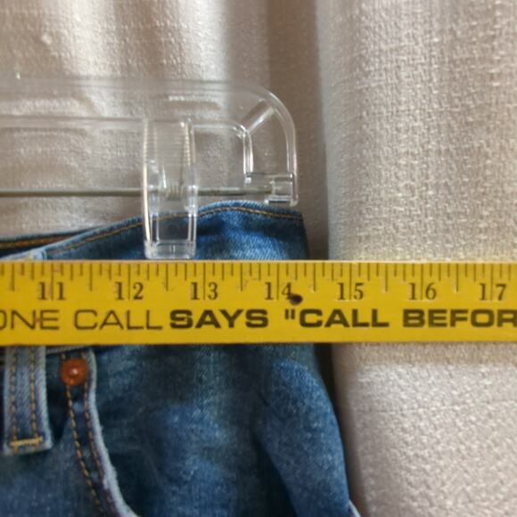 Levis Jeans Womens 29‎ Blue Ribcage Ankle Tapered Raw Hem Button Fly - Picture 3 of 9